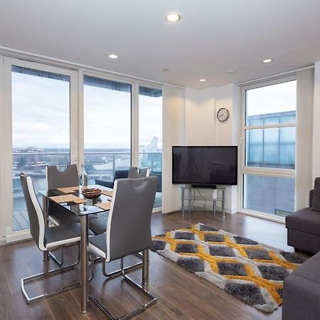 Stylish Mediacity 2Bed, Sleeps 6, Amazing Views Манчестер Екстер'єр фото